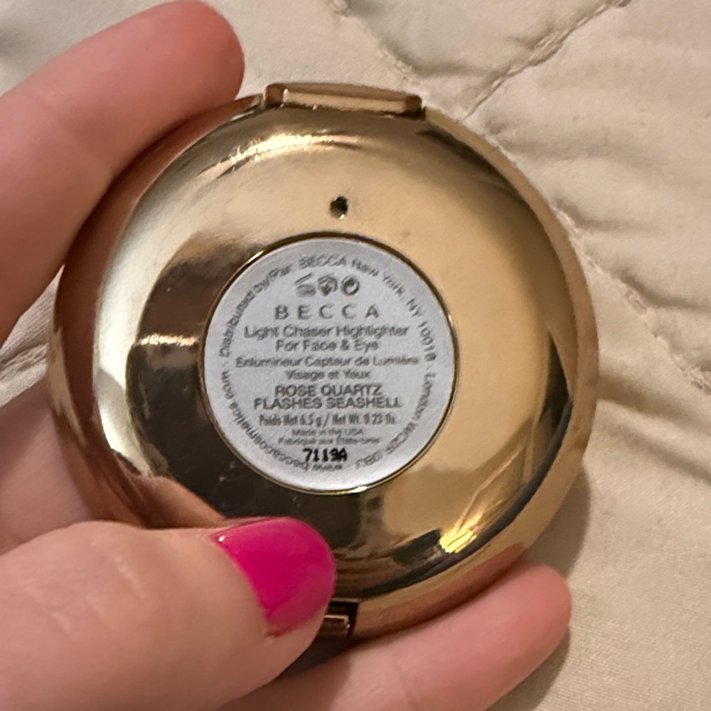 BECCA Rose Quartz Gold Highlighter